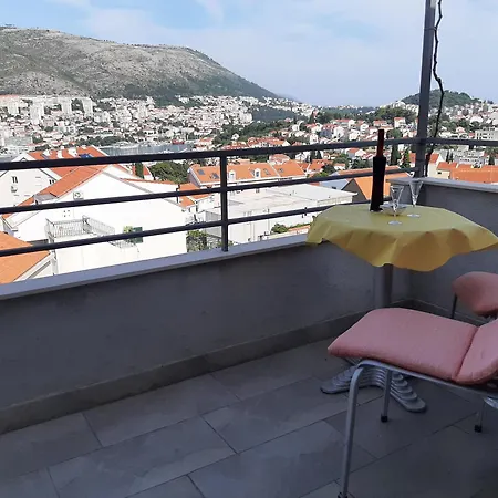 Nepe * דוברובניק